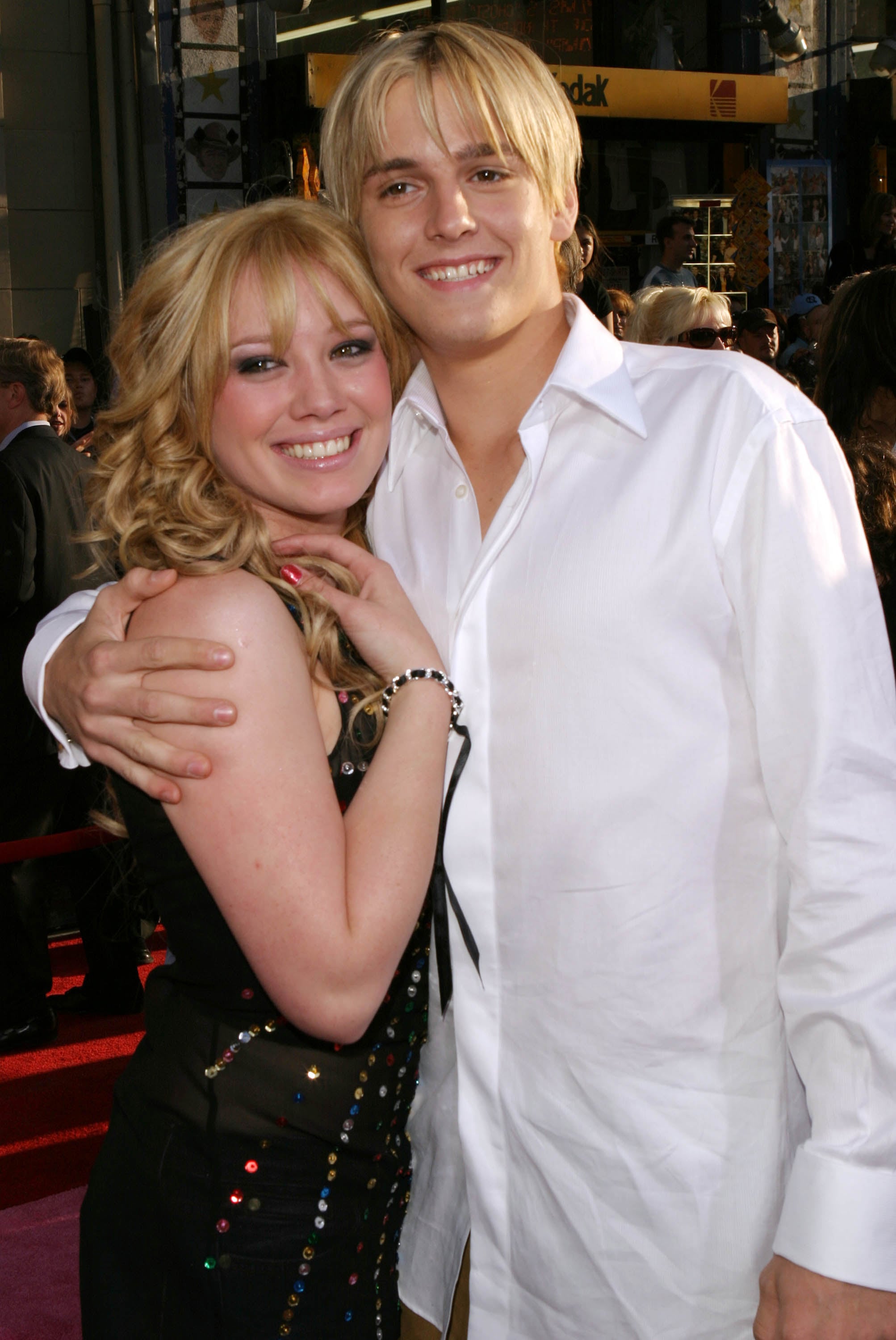 Hilary Duff and Aaron Carter during The Lizzy McGuire Movie Premiere at El Capitan Theatre in Hollywood, California, United States. (Photo by Chris Polk/FilmMagic)