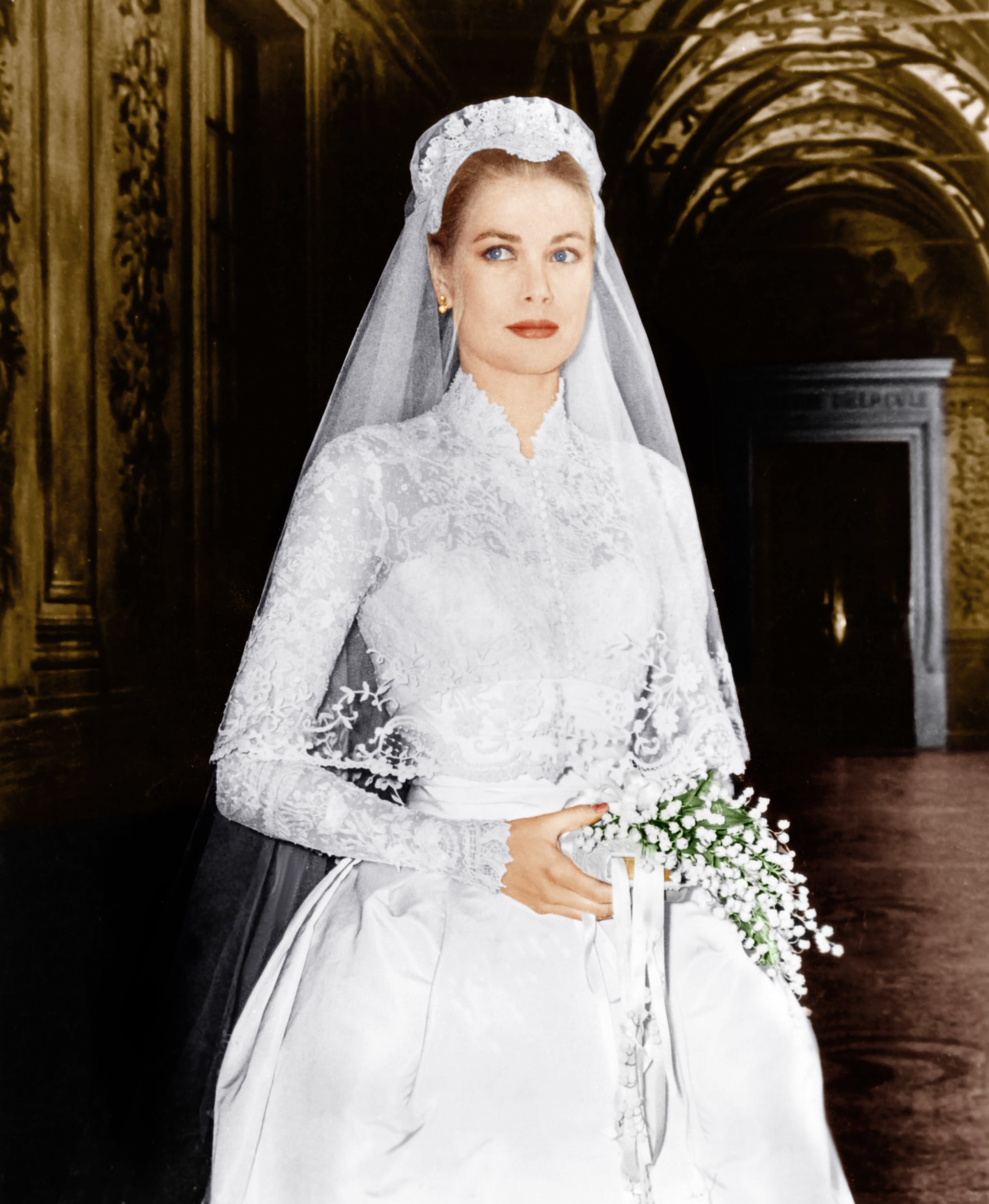 Emma Swan's Wedding Dress on Once Upon a Time   POPSUGAR Fashion
