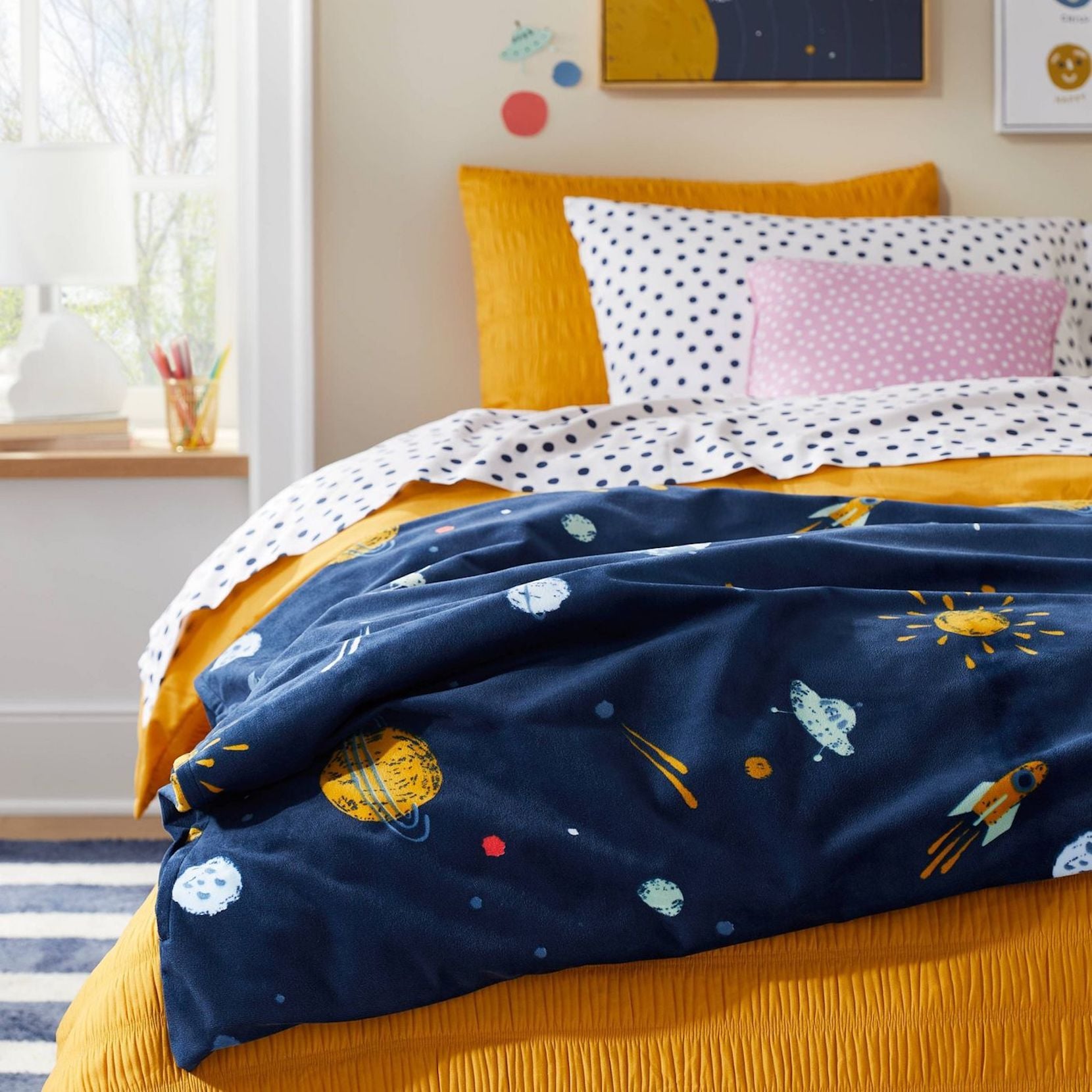 Integrated cover weighted discount blankets