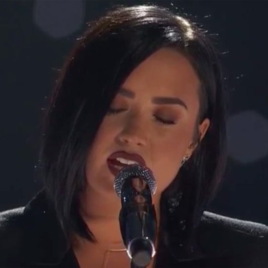 Demi Lovato Sings at the iHeartRadio Awards 2016 | Video