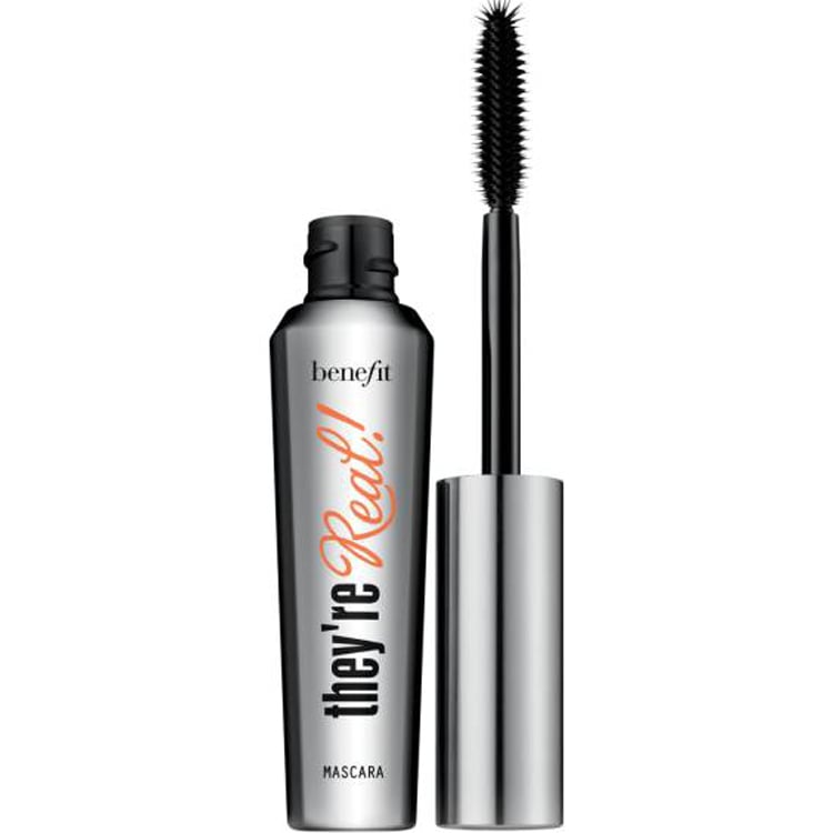 Betty S Mascara On Riverdale Popsugar Beauty