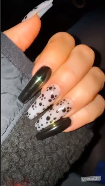 Khloé Kardashian's Cruella de Vil Halloween Nail Art