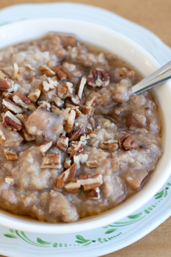 Slow-Cooker Apple Cinnamon Oatmeal