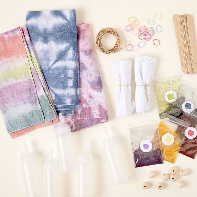 Uncommon Goods Tie Dye DIY Kit