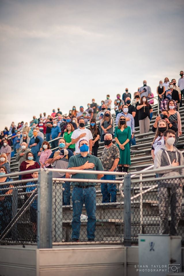High School Graduation Photos With Social Distancing
