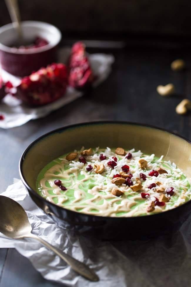 Avocado Smoothie Bowl With Cashew Cream