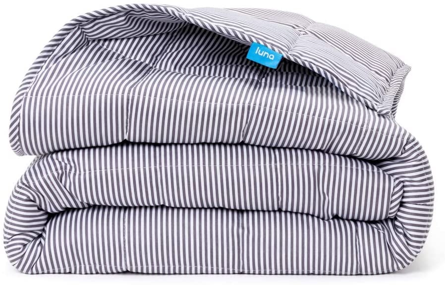A Cosy Comfort Pick: Luna Adult Weighted Blanket