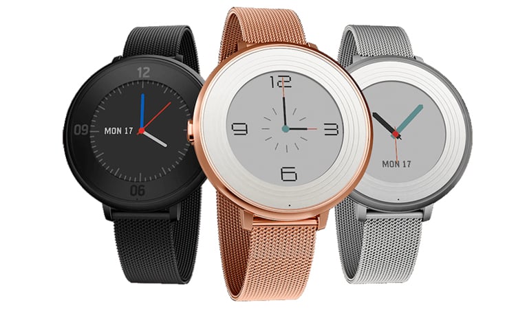 For those who want a simpler smartwatch experience, the Pebble Time Round ($250) is a great option. Its screen is always on thanks to the eInk technology, so it's easier and more discreet to check notifications.