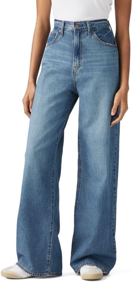 Levi's Womens Cinch Baggy Jeans ($53, originally $80)
These high-waisted, baggy jeans include adjusters on the back so you never have to worry about a waist gap. They're flattering but comfortable and look incredible with bodysuits and crop tops.