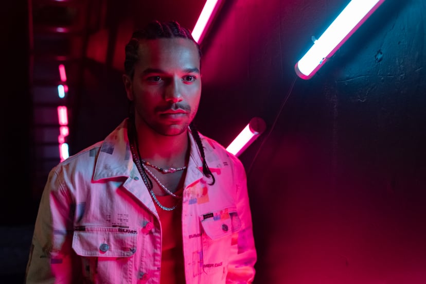 NEON. Tyler Dean Flores as Santi in NEON. Cr. Francisco Roman/Netflix © 2023