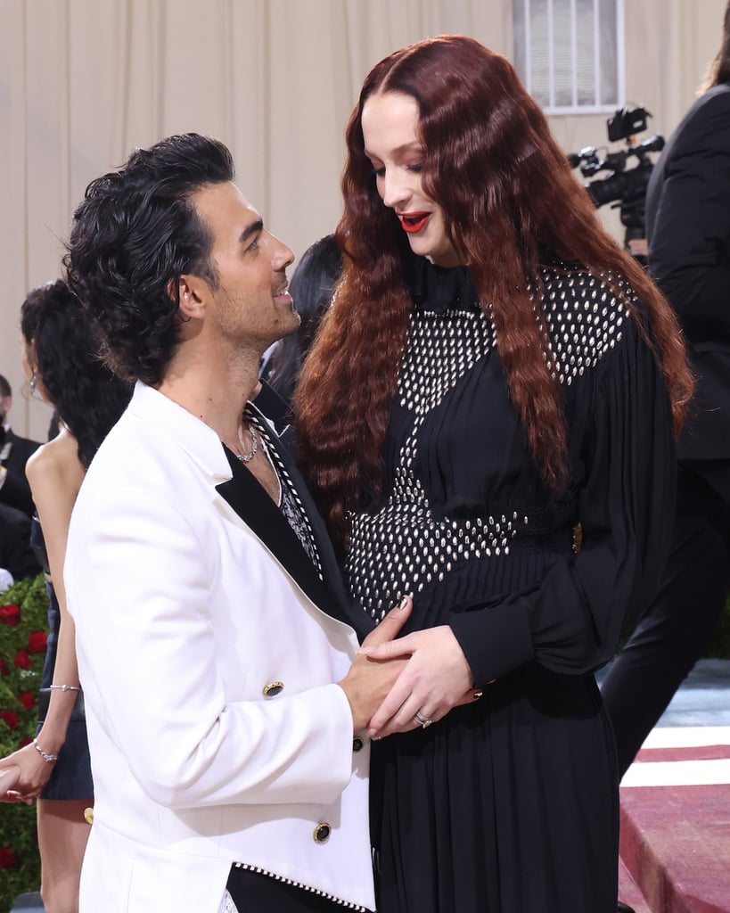 Sophie Turner and Joe Jonas Cute Pictures