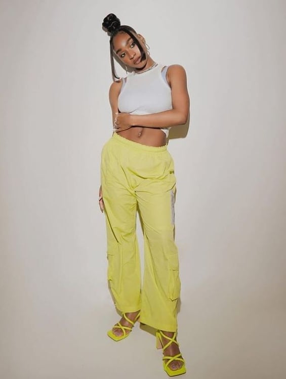 H&m 2025 yellow pants