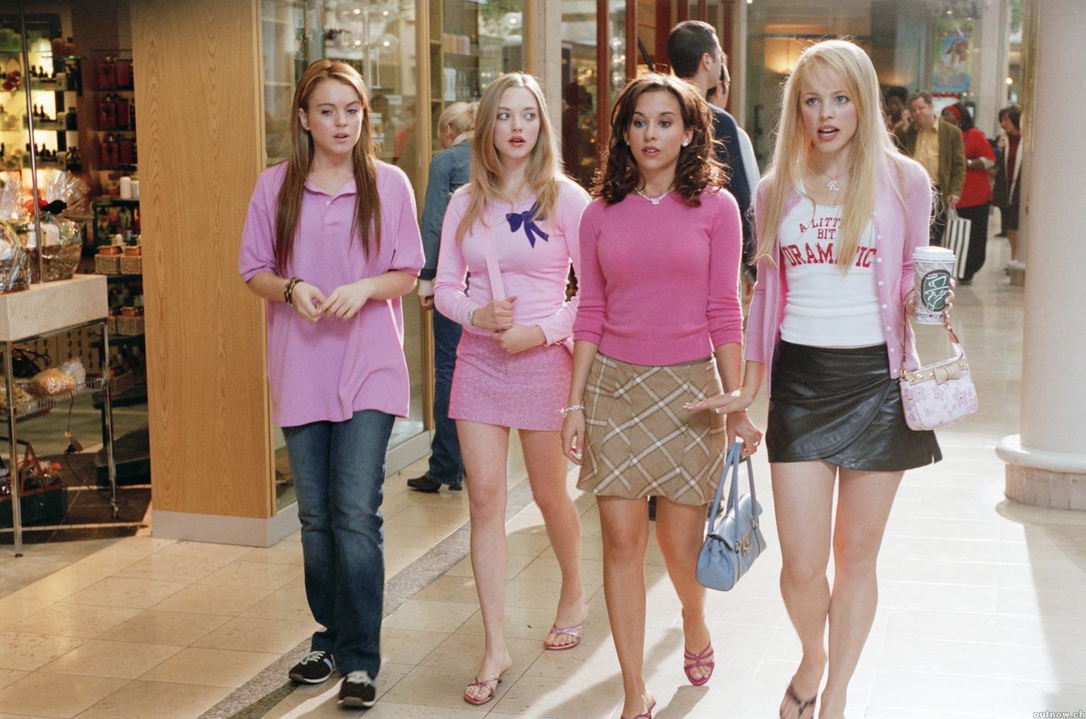 14 of the most iconic fashion moments from Mean Girls