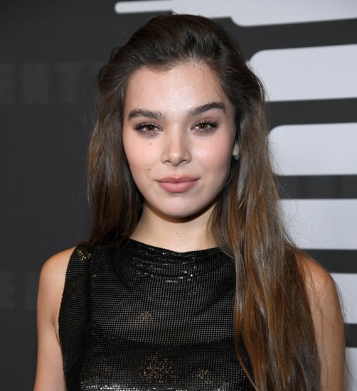 Hailee Steinfeld's Black Nail Polish Colour