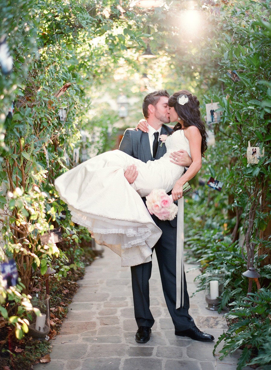 The Carry and Kiss 50 Couple Moments to Capture at Your Wedding