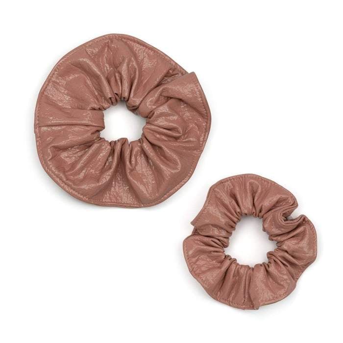 Justine Marjan x Kitsch Plain Patent Scrunchie 2-Piece Set in Blush
