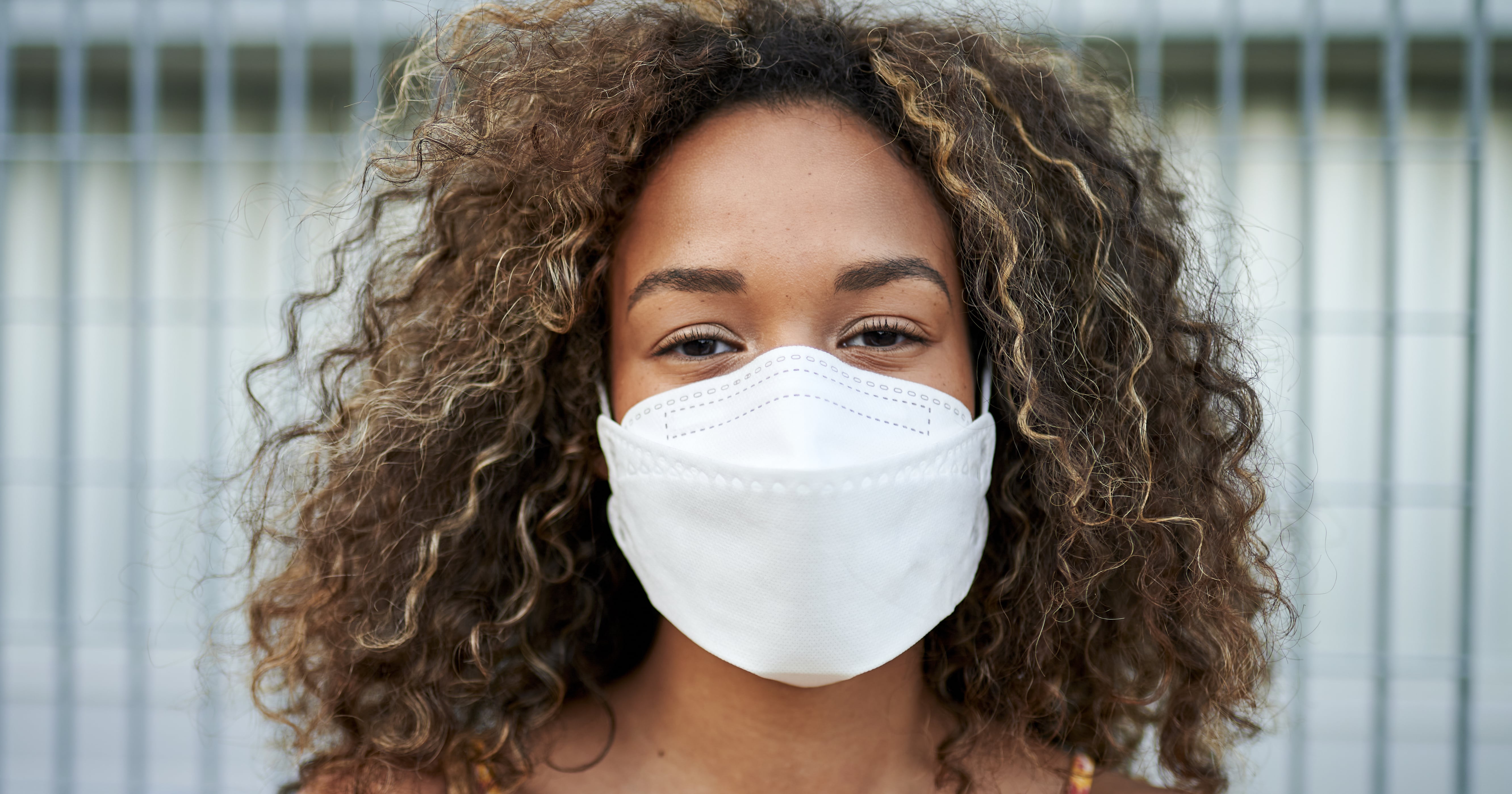 Why Your Eyes Feel Dry After Wearing a Face Mask POPSUGAR Fitness