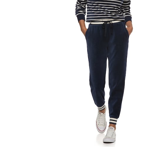 How to Style a Sweatsuit | POPSUGAR Fashion