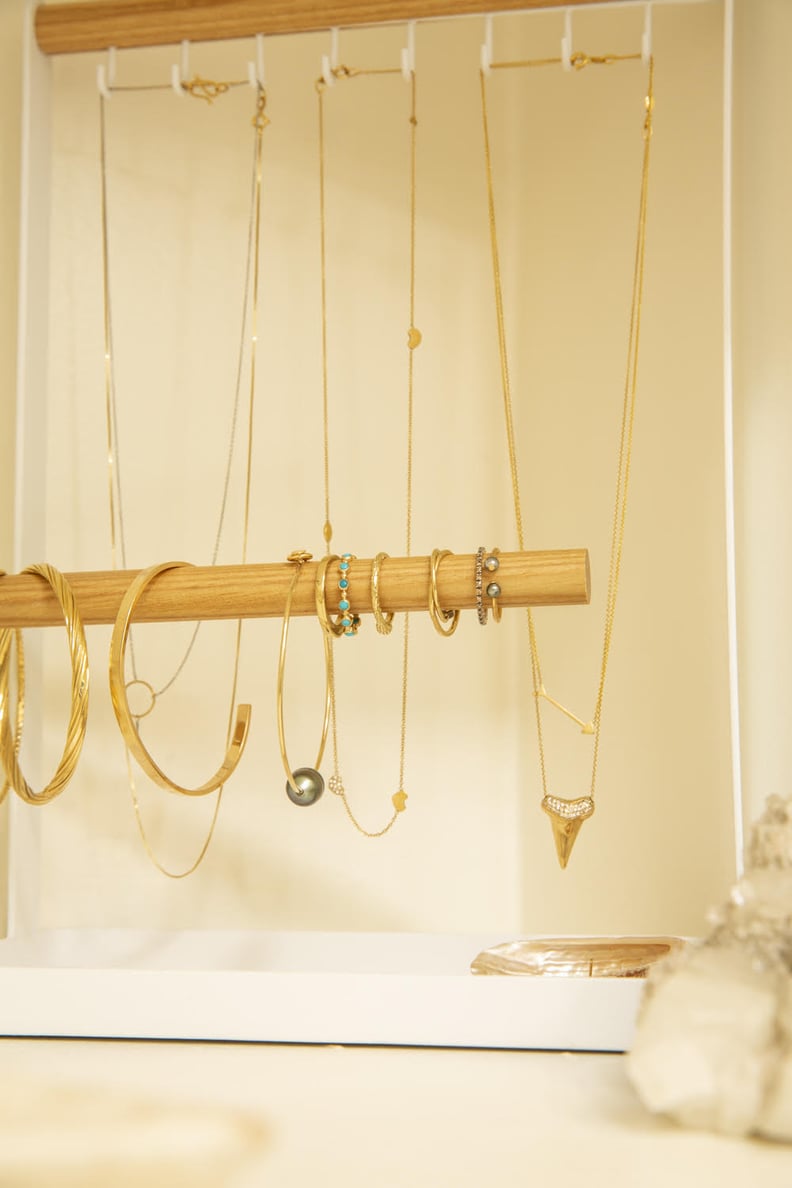 How to Store Necklaces Without Tangling Them