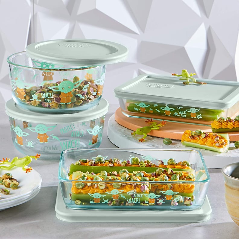 You can buy a Star Wars-themed Pyrex set