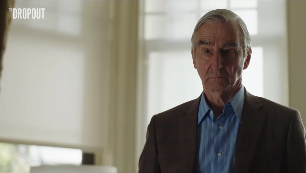 Sam Waterston as George Shultz in “The Dropout”
