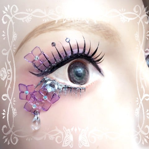 Actual Seasonal Eyelashes Hydrangea