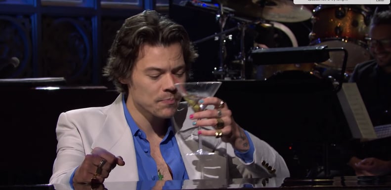 Harry Styles Wearing Blue and Pink Nail Polish on SNL