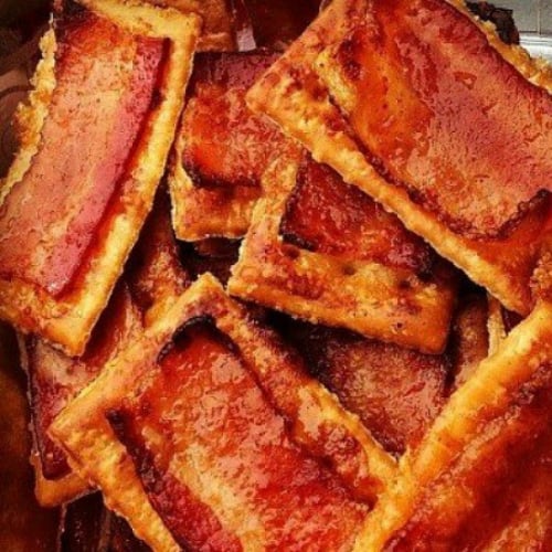Bacon Crackers