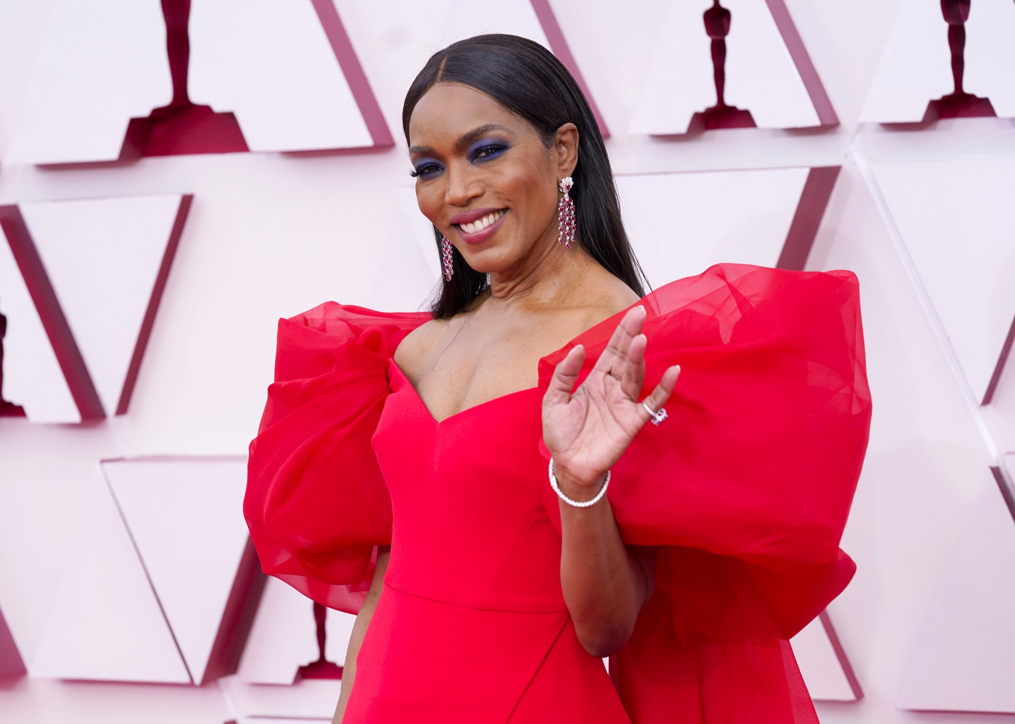 LOS ANGELES, CALIFORNIA – APRIL 25: Angela Bassett attends the 93rd Annual Academy Awards at Union Station on April 25, 2021 in Los Angeles, California. (Photo by Chris Pizzello-Pool/Getty Images)
