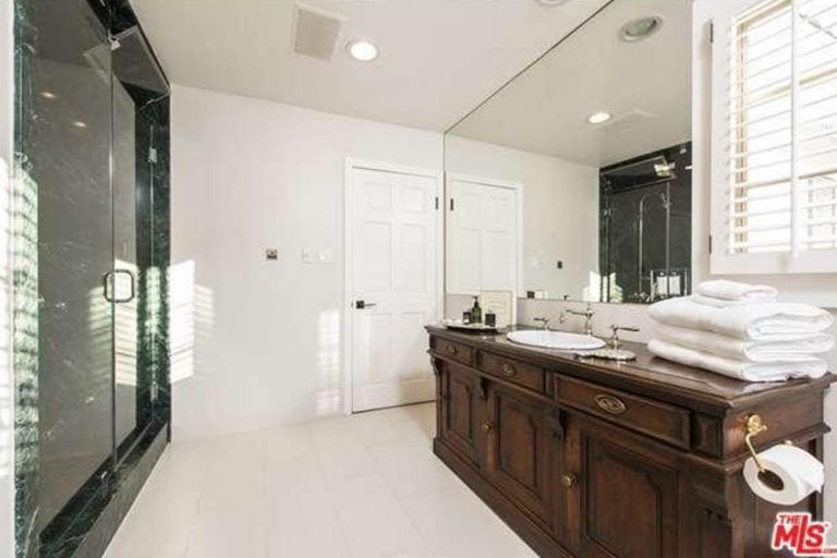 Kate Upton Buys Beverly Hills Home | POPSUGAR Home Photo 6