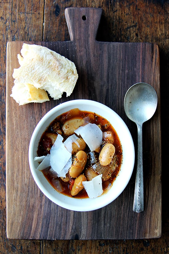 Slow-Cooker Gigante Beans With Tomatoes and Pancetta
