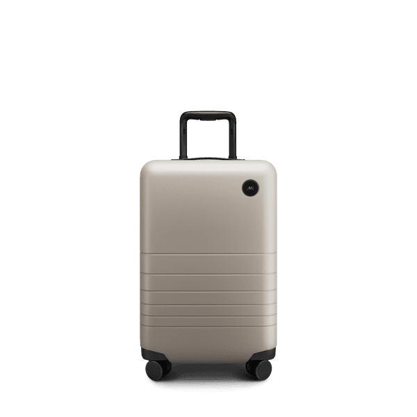 Monos Carry-On
