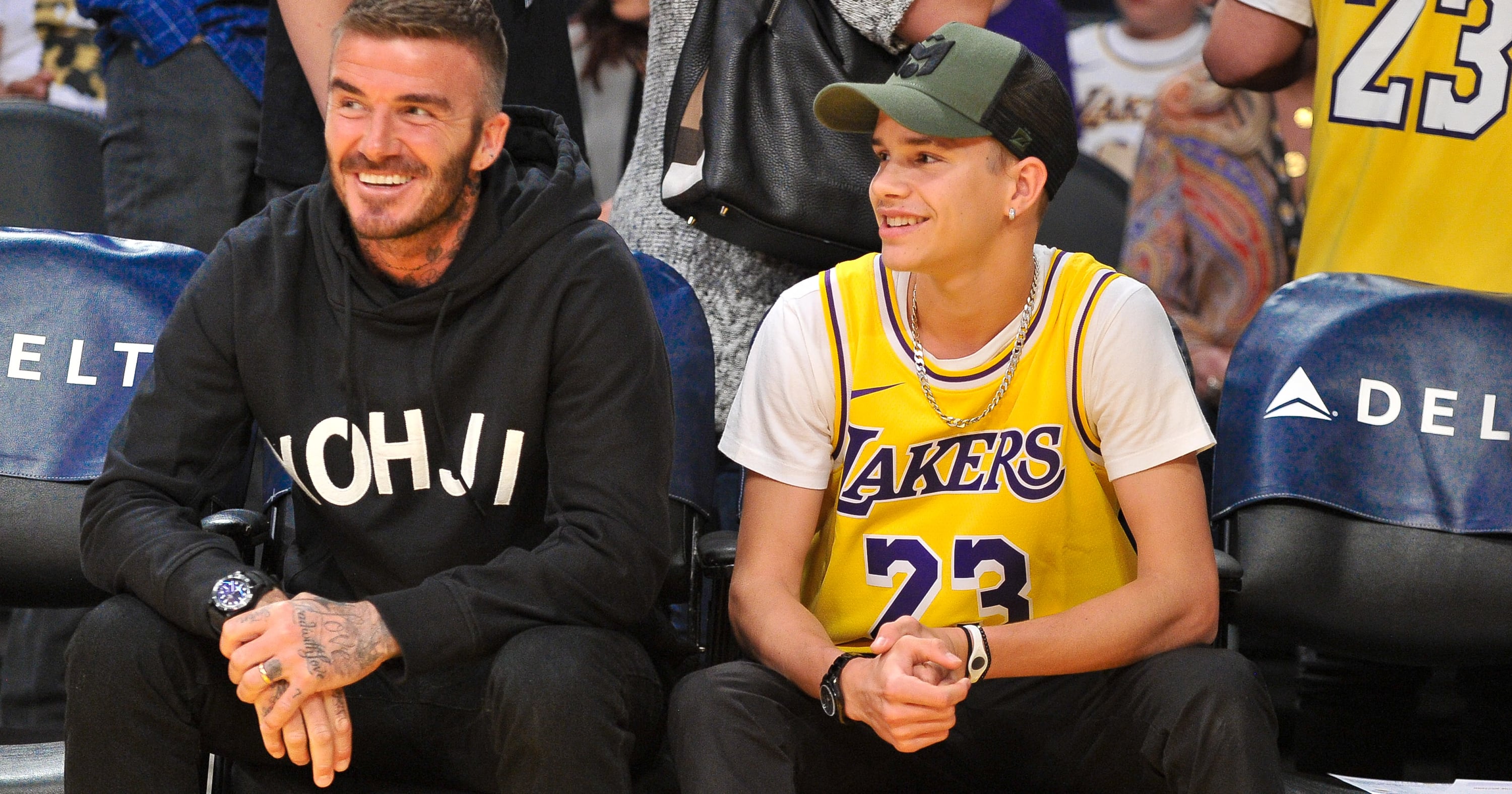 Photos of Romeo and David Beckham Twinning at Lakers Game PS Family(01)