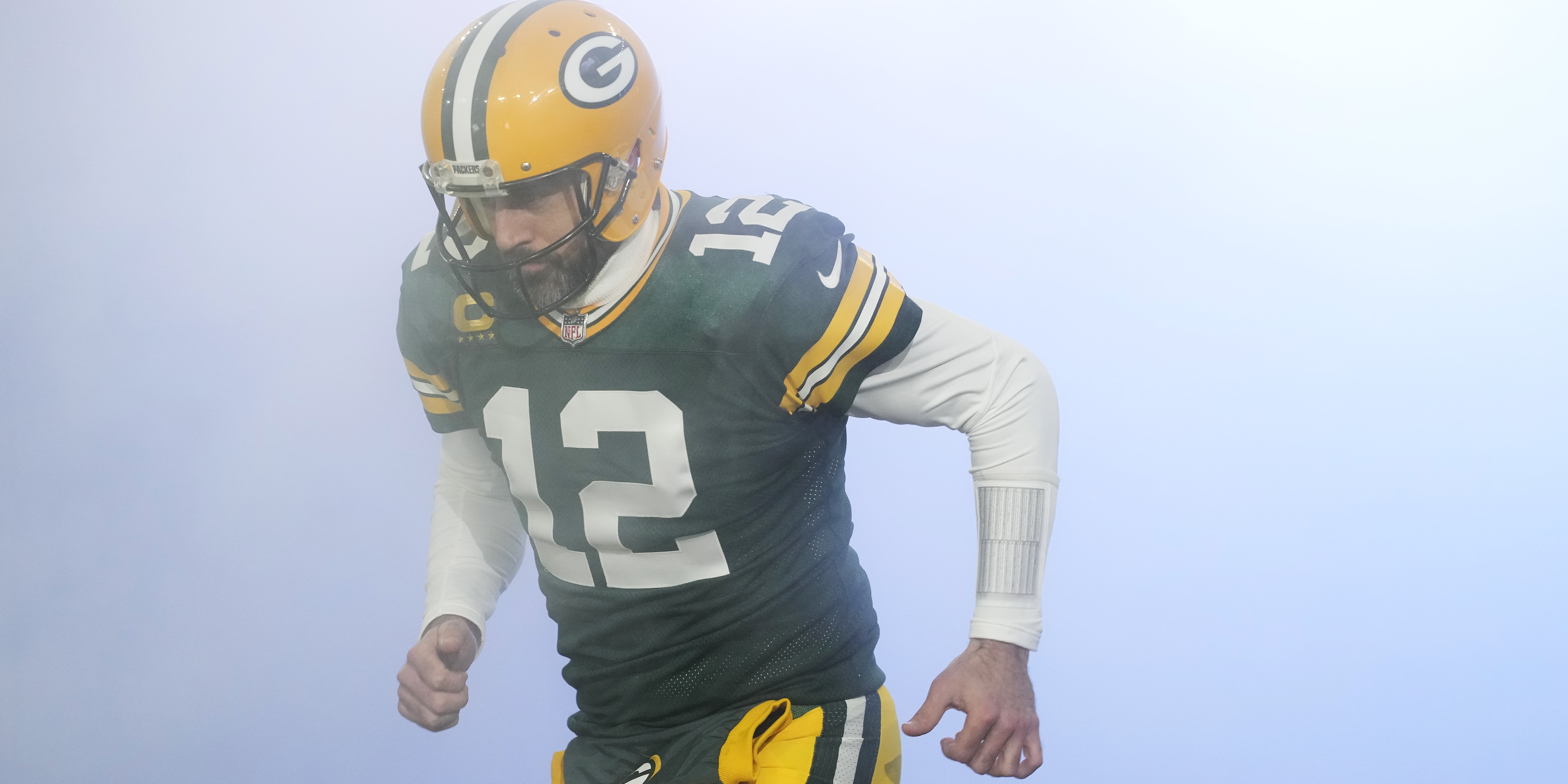 Aaron Rodgers Plans a Darkness Retreat to Decide Retirement | PS Fitness