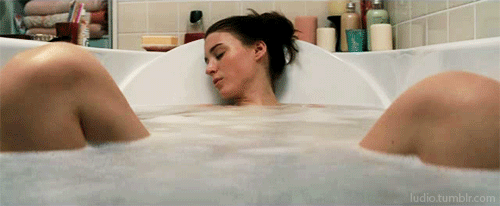 In Wes Craven's original, as well as the 2010 remake of the slasher, there's a scene in which Heather Langenkamp/Rooney Mara enjoy some bath time, only for Freddy Krueger's iconic glove to rise from the water between their legs. Naturally, this doesn't happen to Sabrina, but the set up is eerily similar.