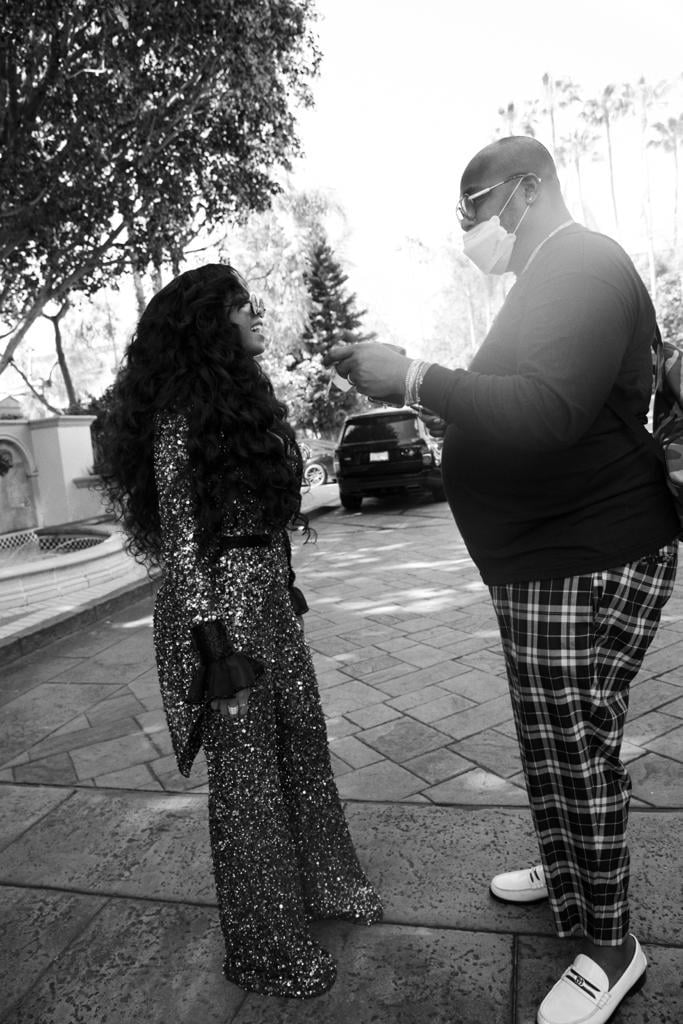 H.E.R.'s Grammys 2022 Look's Meaning, Styled by Wouri Vice