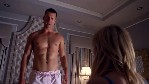 Glen Powell Hot Pictures