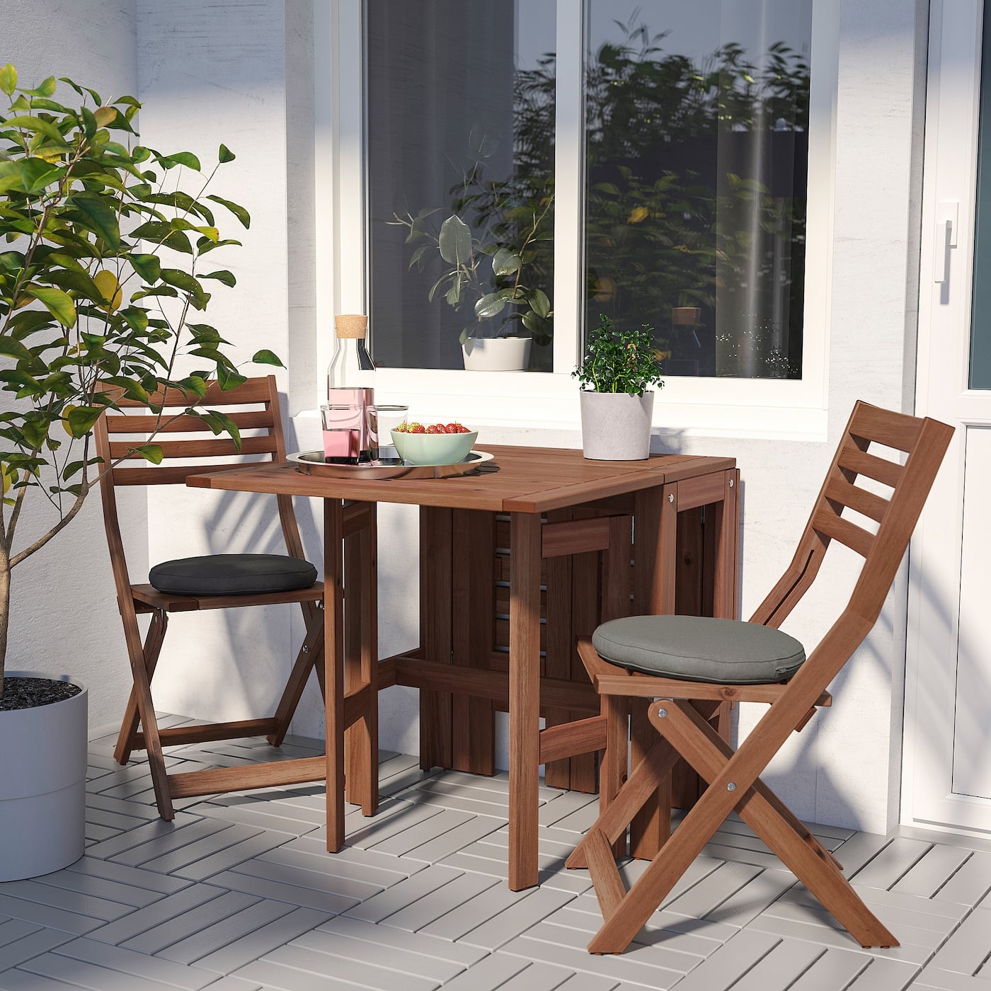 oogopslag voordeel Ontcijferen Best Ikea Outdoor Furniture For Small Spaces | POPSUGAR Home