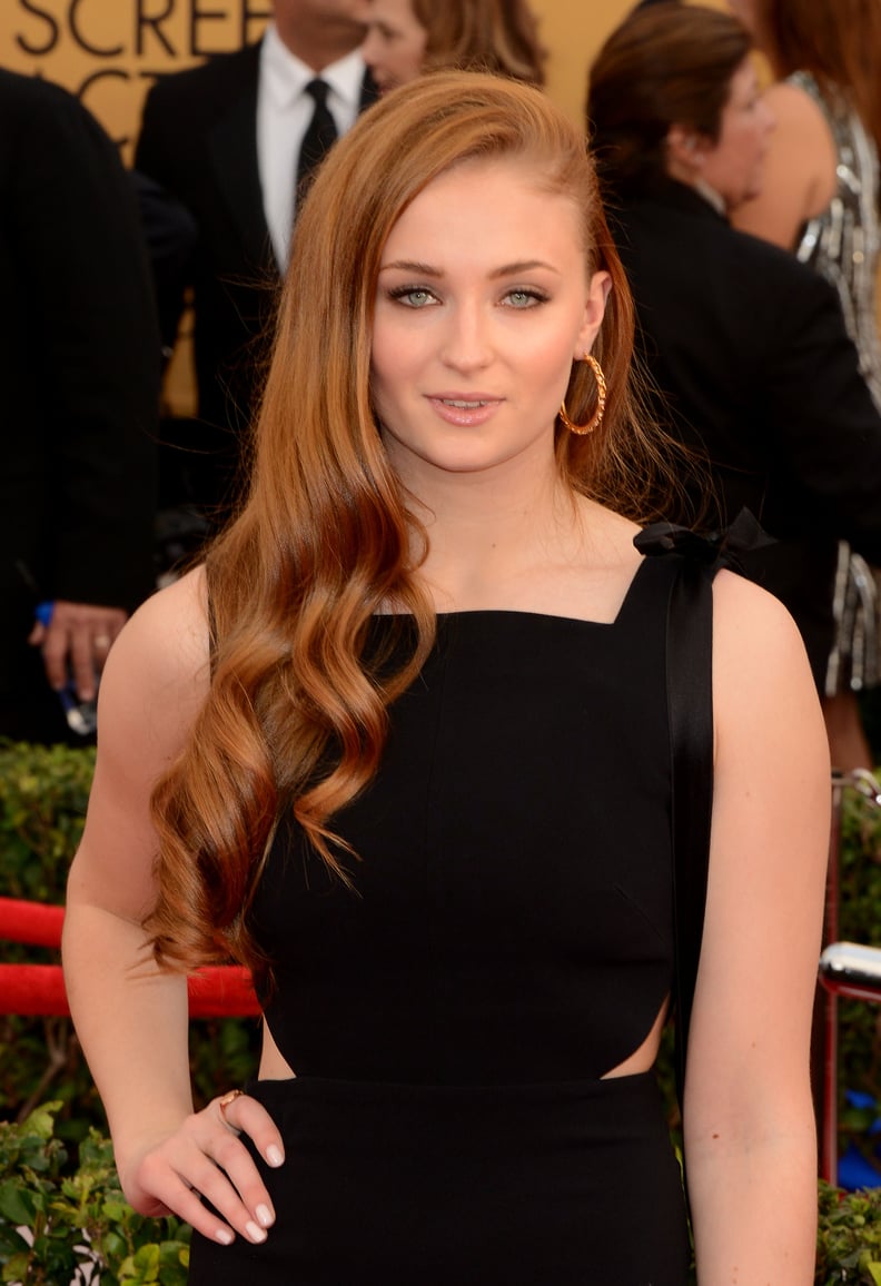 Sophie Turner's Curled Copper Hair, 2015