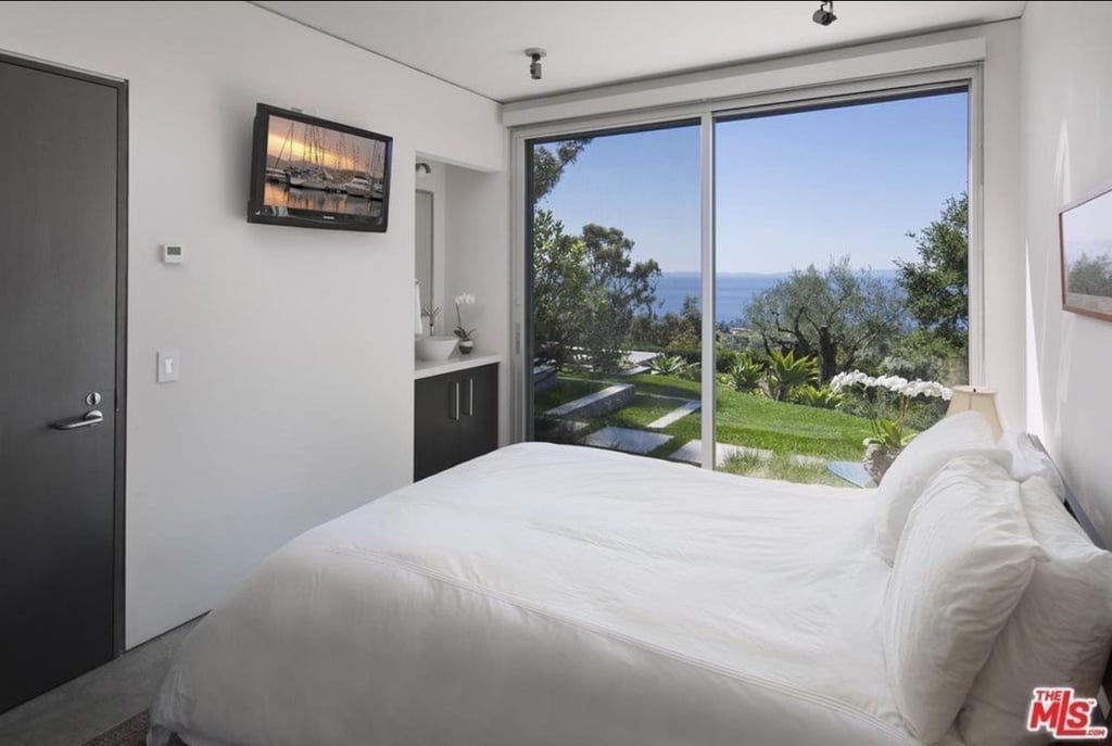 Natalie Portman Buys Santa Barbara, CA, Home