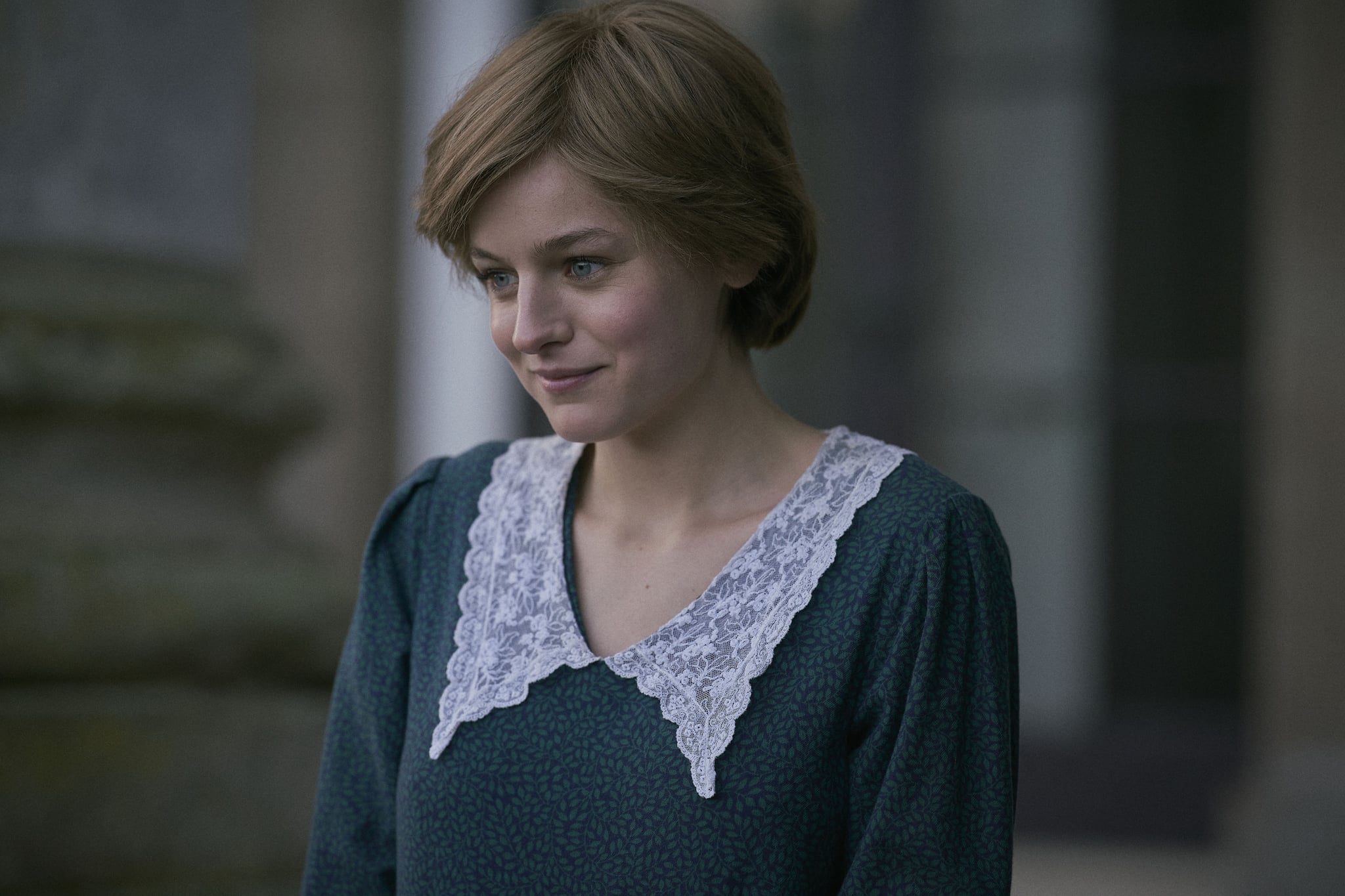The Royal Family S Hairstyles In The Crown Season 4 Popsugar Beauty