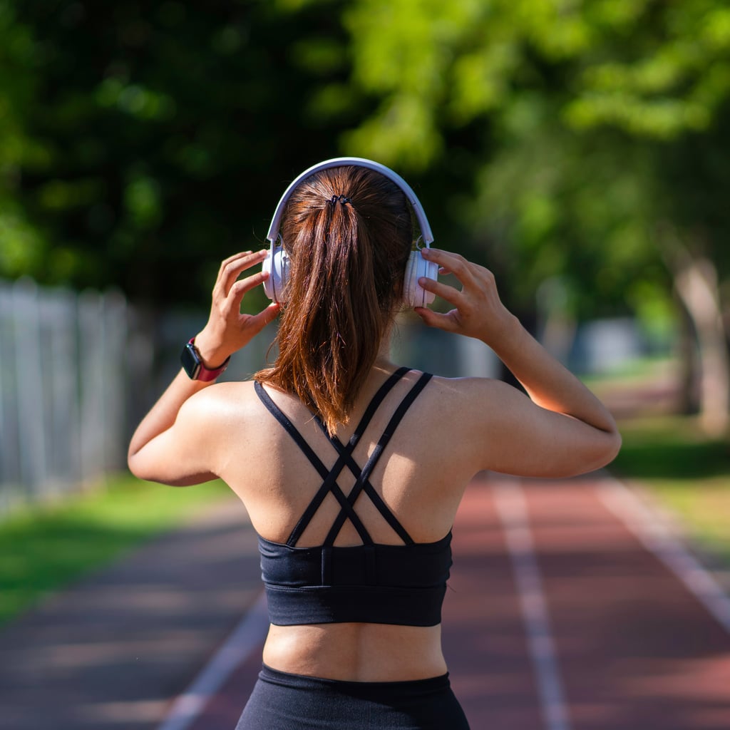 These Headphones Won't Fall Off Mid-Workout