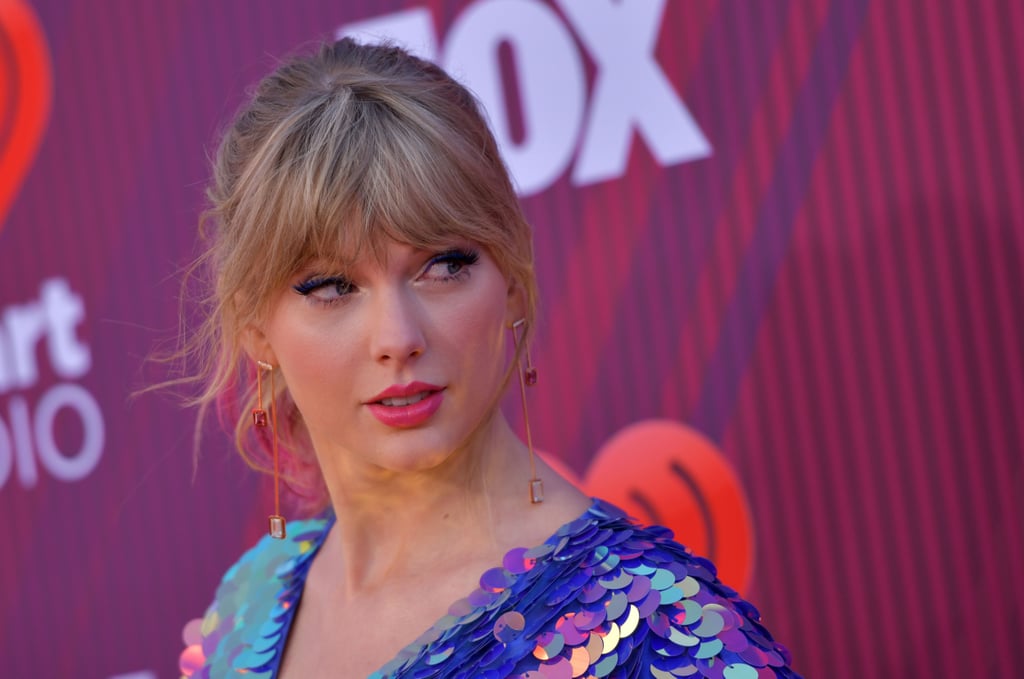 Taylor Swift Pink Hair at 2019 iHeart Radio Music Awards