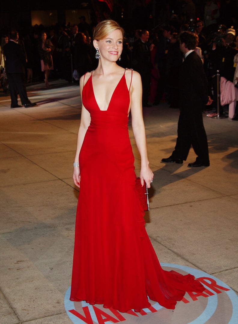 Elizabeth Banks Wears a Red Badgley Mischka Gown at the Vanity Fair Oscars Party in 2004