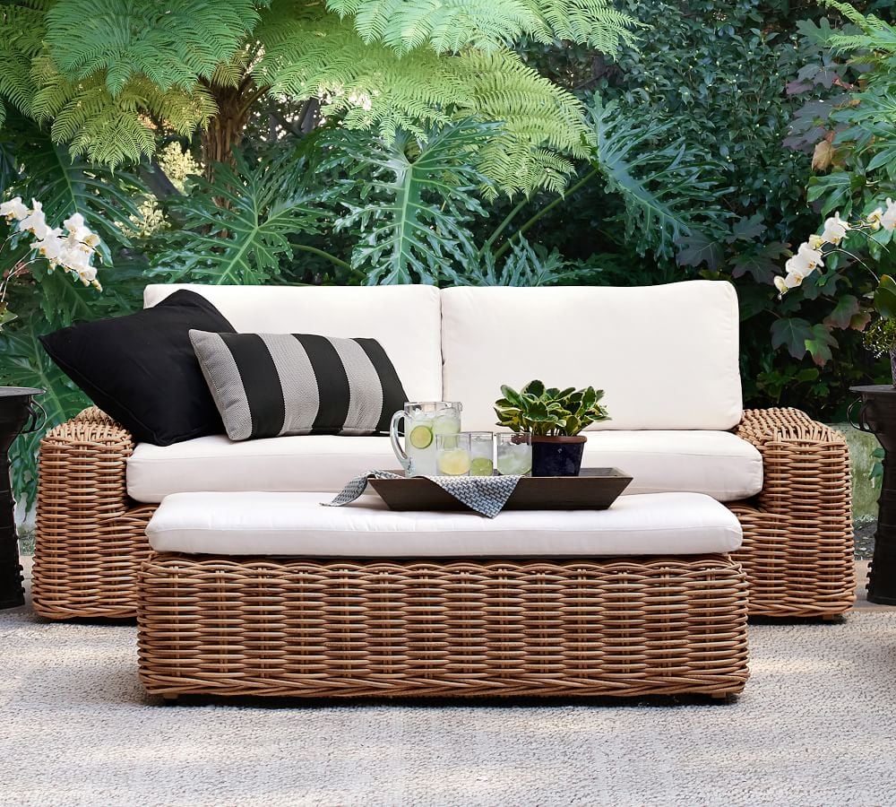 Pottery barn lawn deals furniture