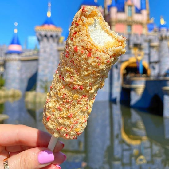 Disney's Strawberry Shortcake Marshmallow Wand Looks So Good
