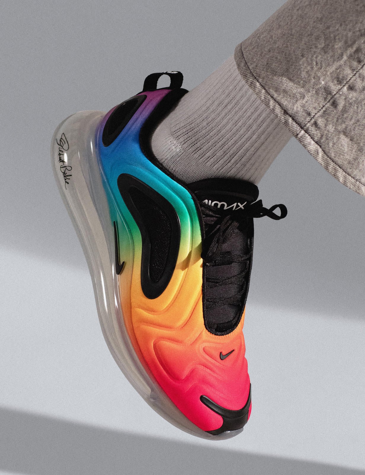 Sepatu store nike rainbow