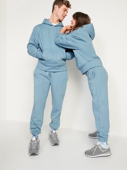 Old Navy Gender-Neutral Sweatpants in Mist Connection