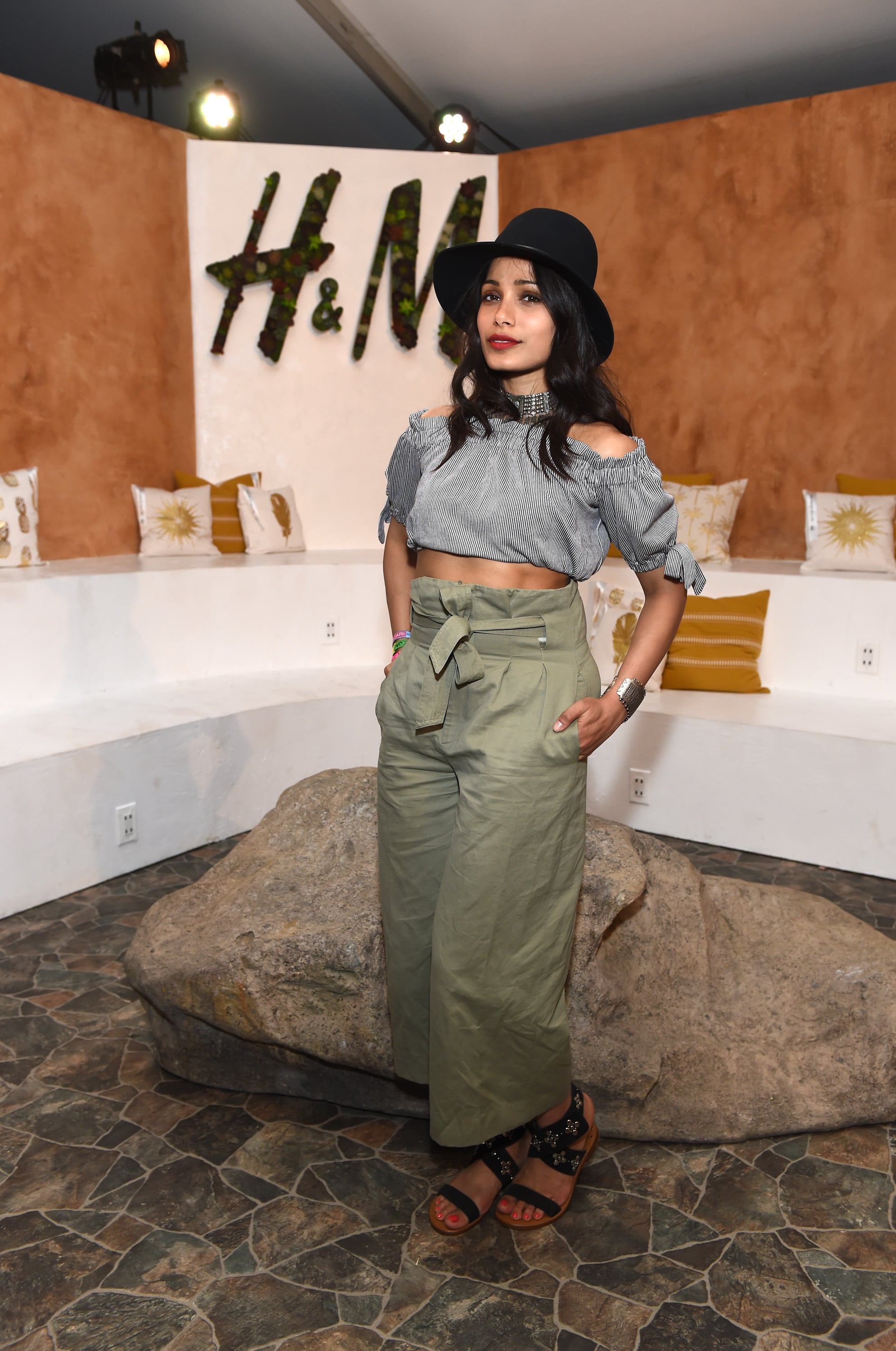 h&m high waisted trousers