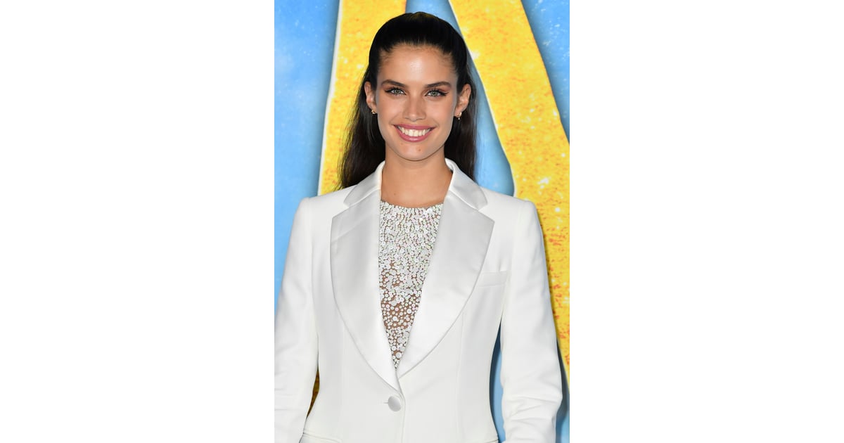 Sara Sampaio at the Cats World Premiere in NYC | See Photos of the Cats